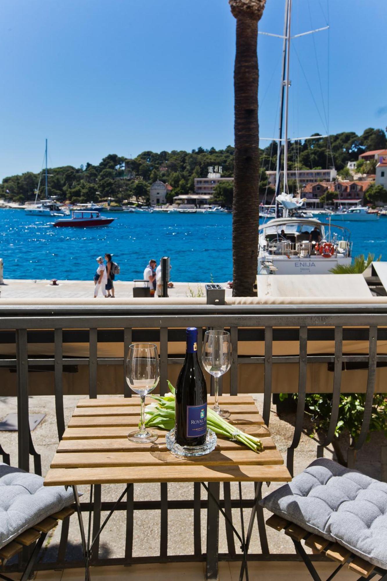 Riva Yacht Hvar Town Apartment Ngoại thất bức ảnh