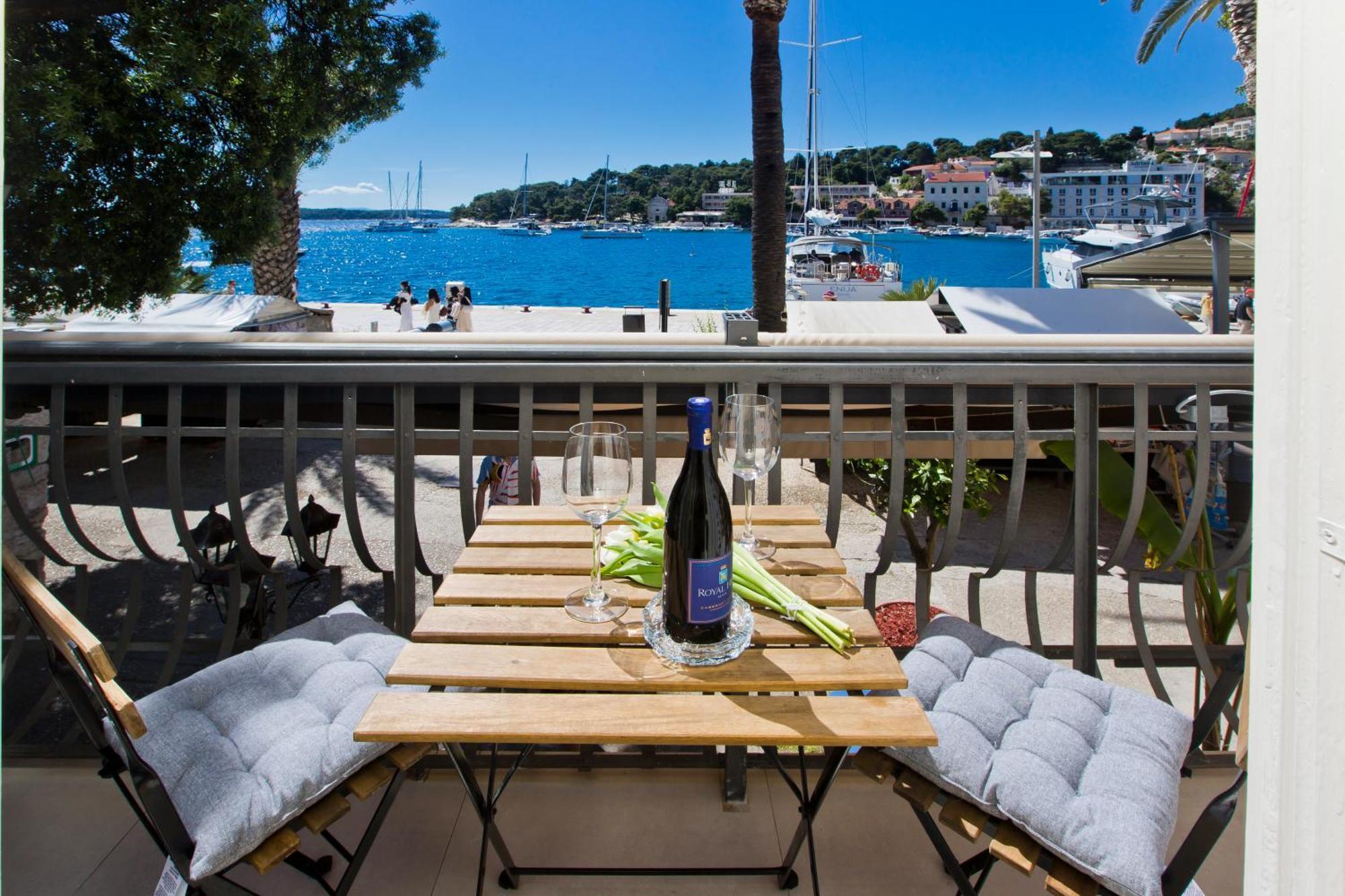 Riva Yacht Hvar Town Apartment Ngoại thất bức ảnh